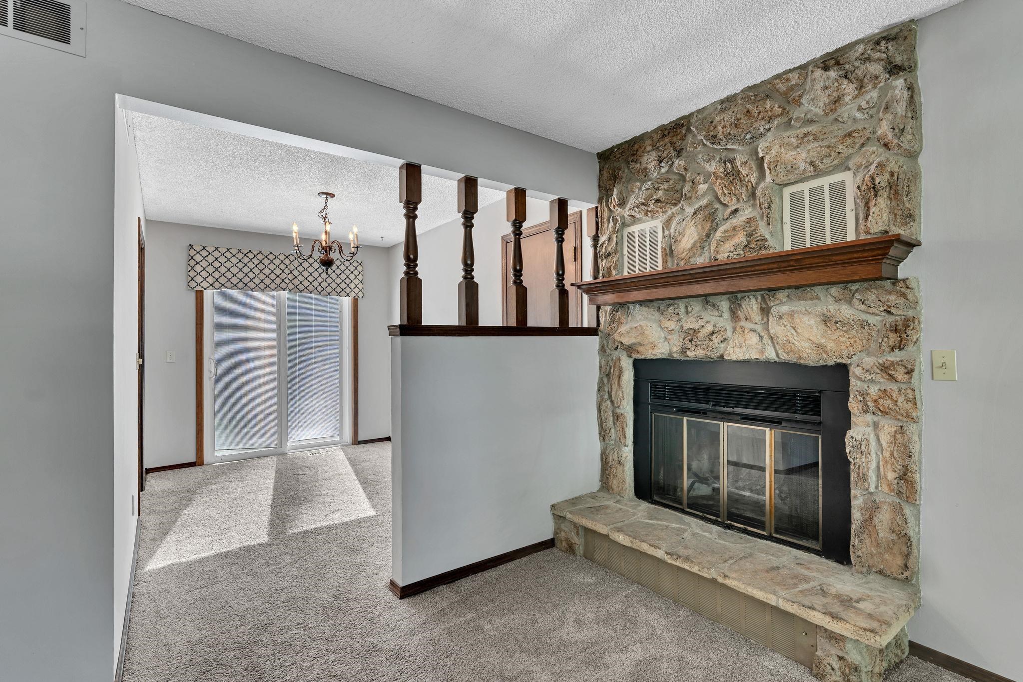 3305 Colonial Court Augusta KS 67010