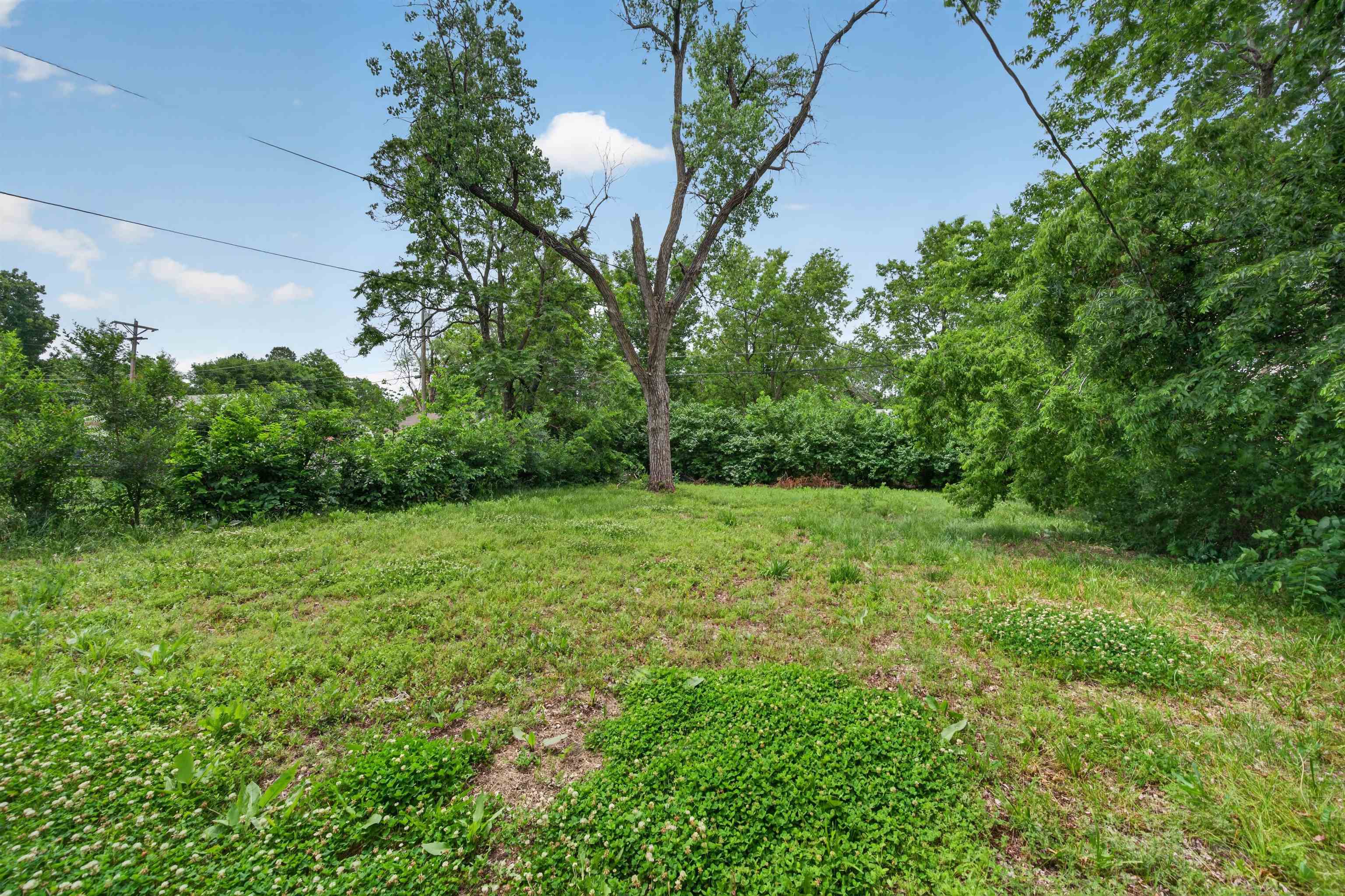 1729 E Looman Wichita KS 67219