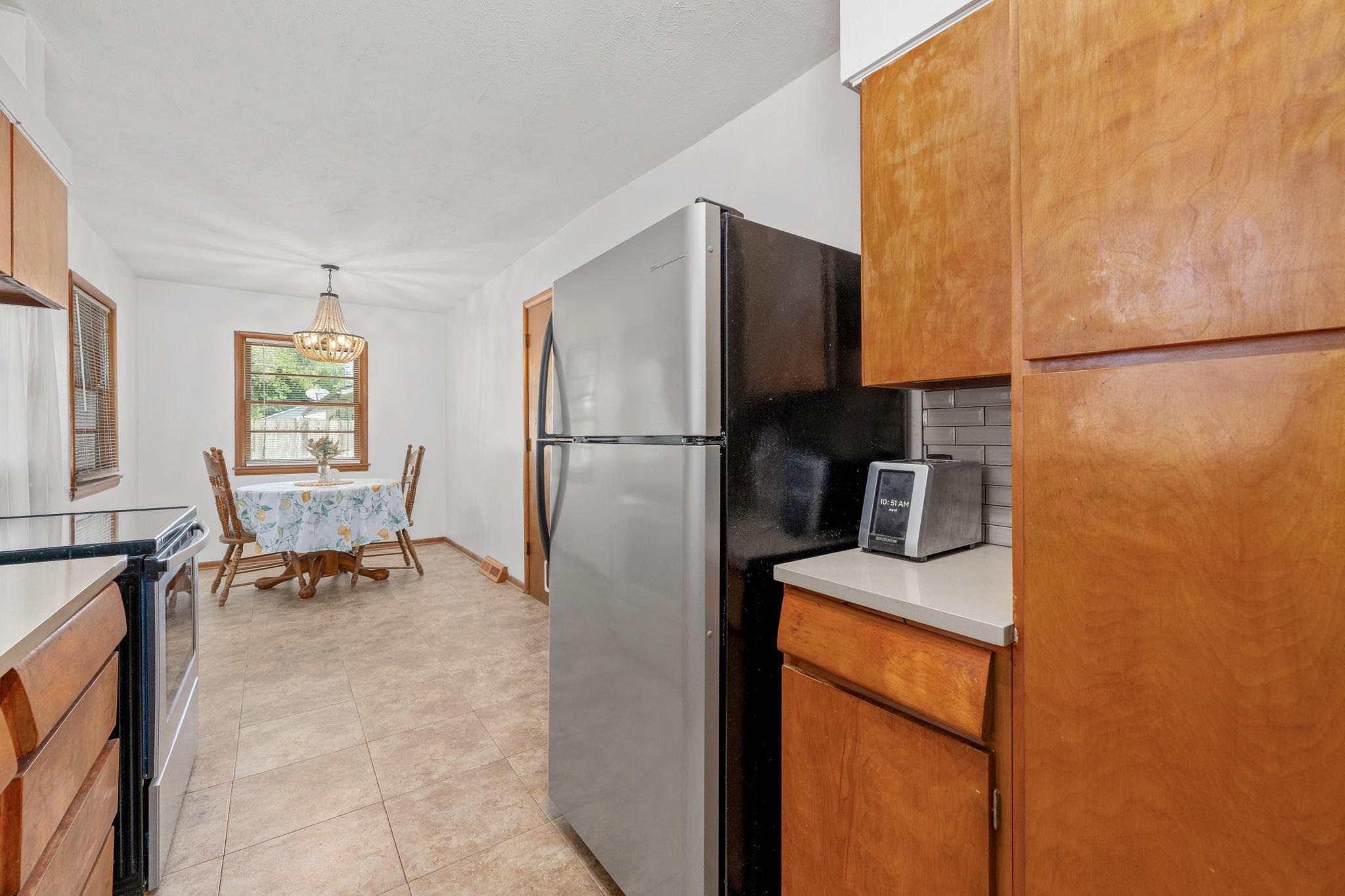 615 N Redbarn Wichita KS 67212