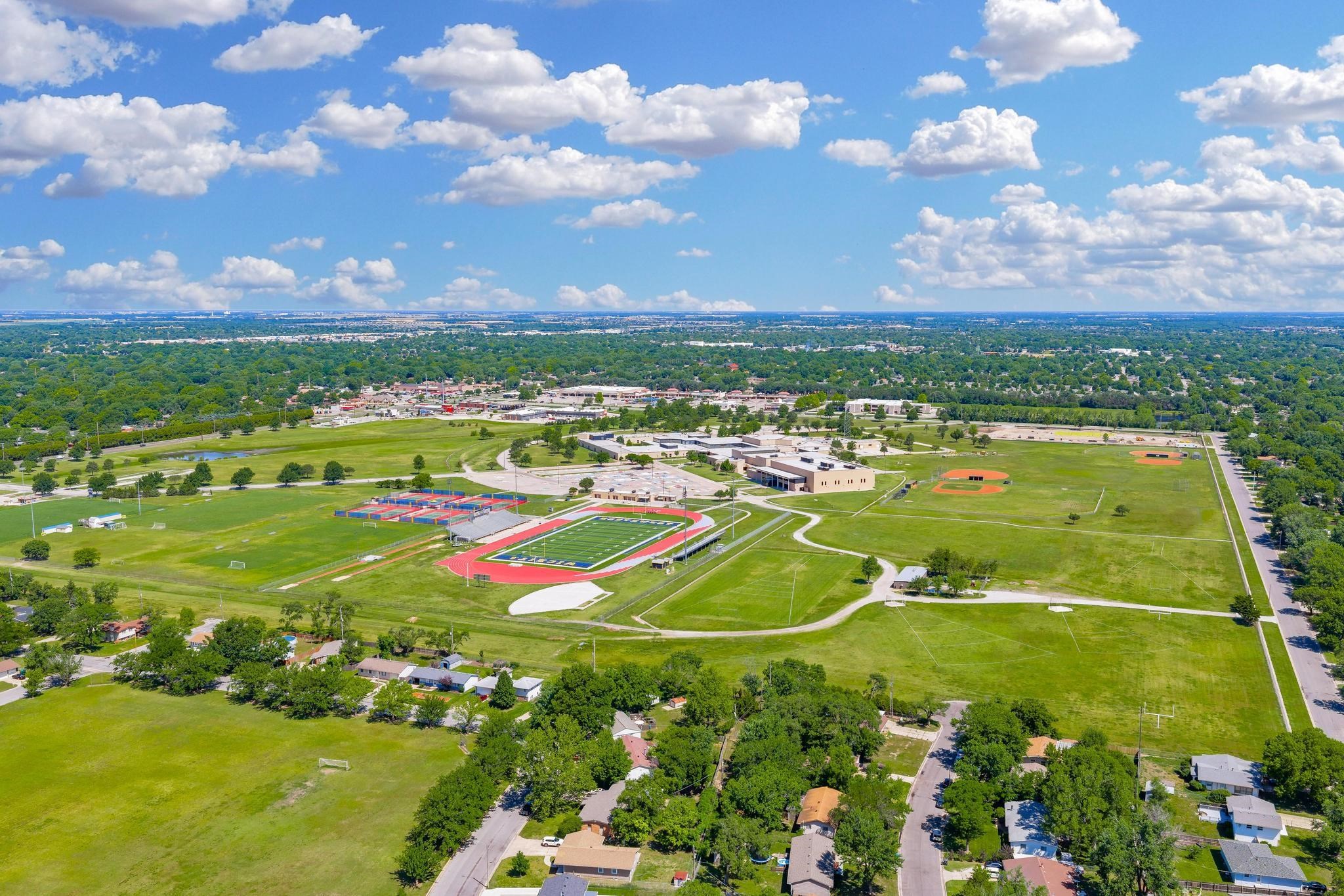 615 N Redbarn Wichita KS 67212