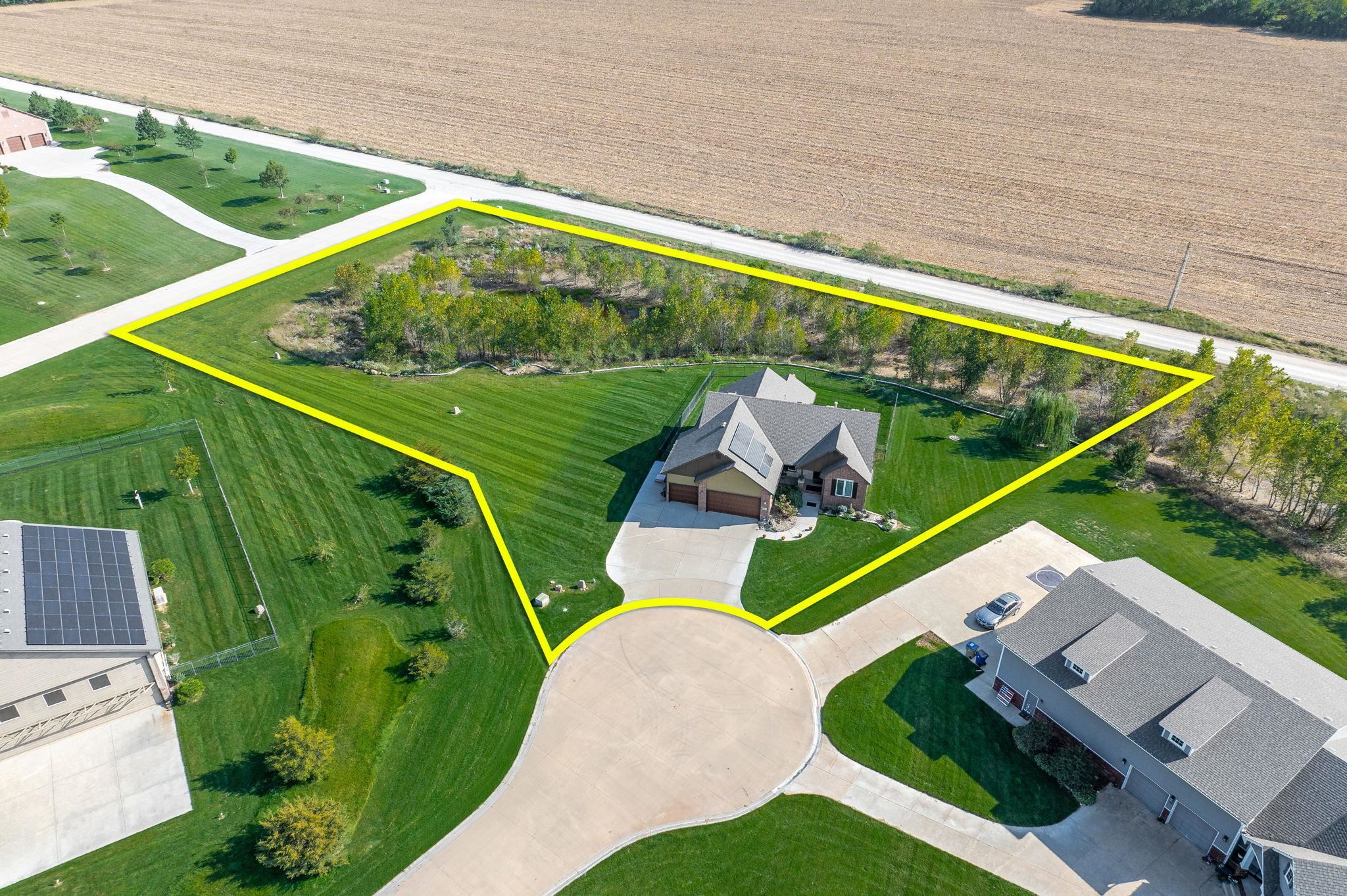 735 Learjet Circle Benton KS 67017