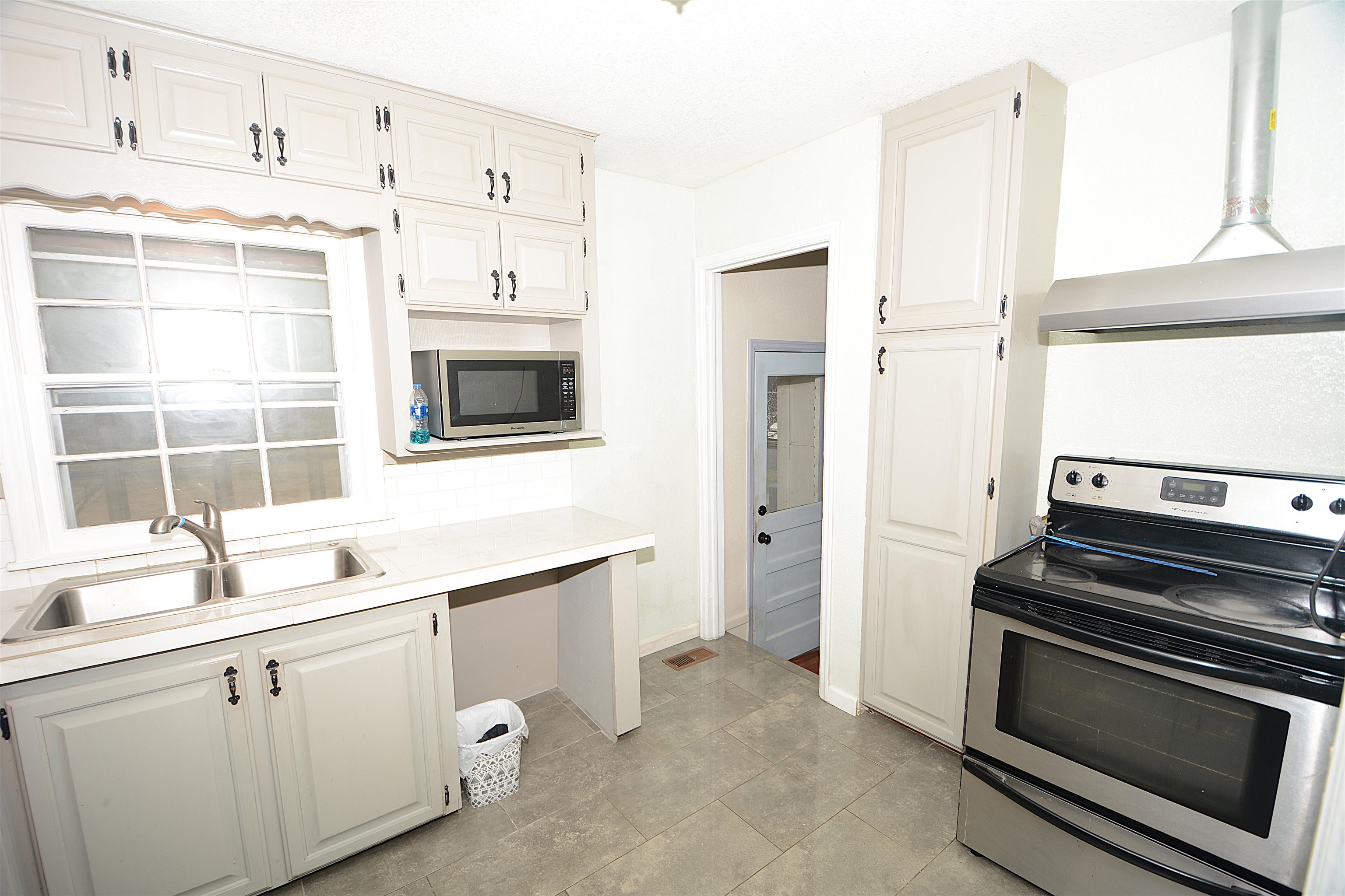 1838 N Green Street Wichita KS 67214
