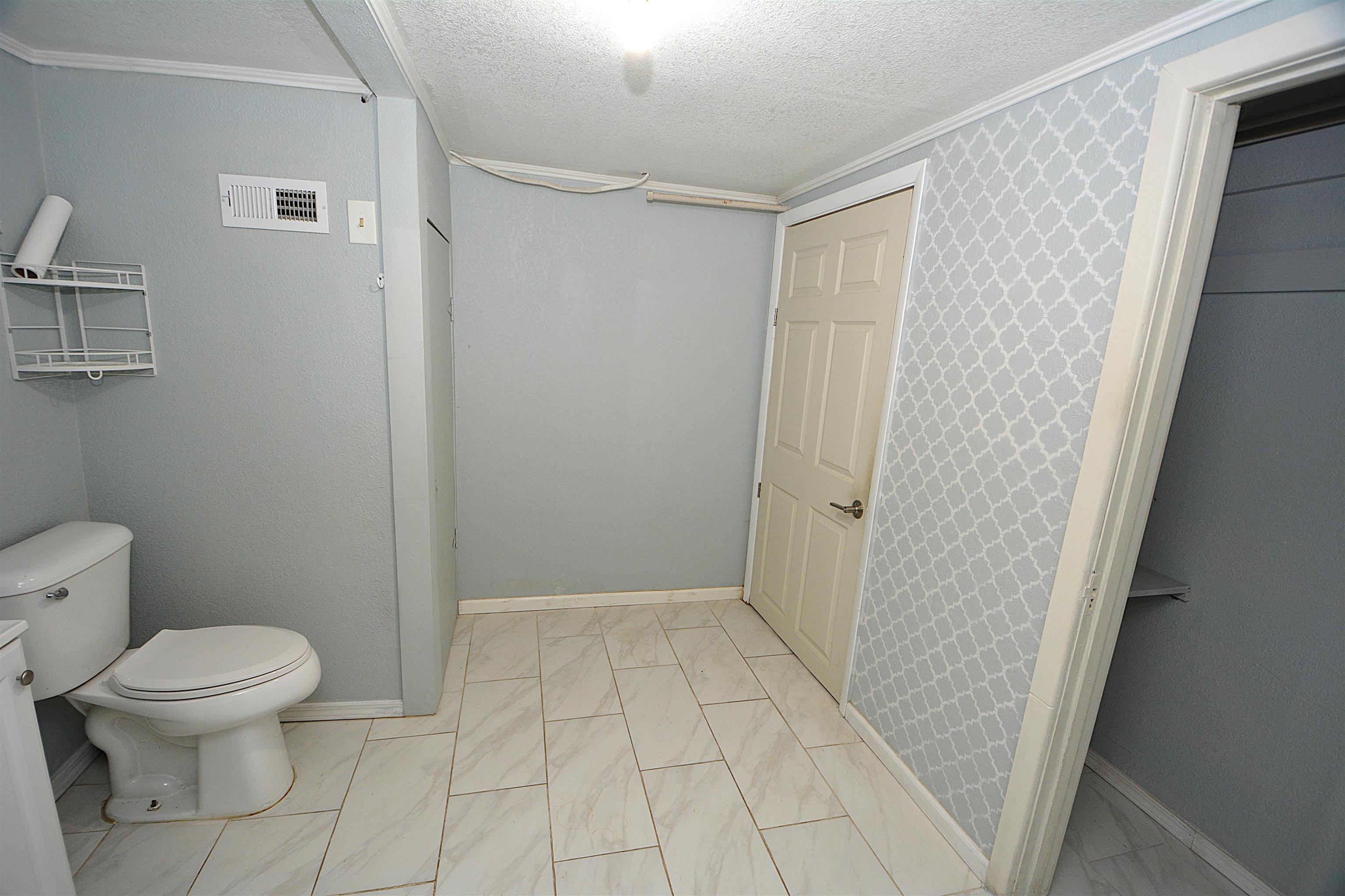 1838 N Green Street Wichita KS 67214