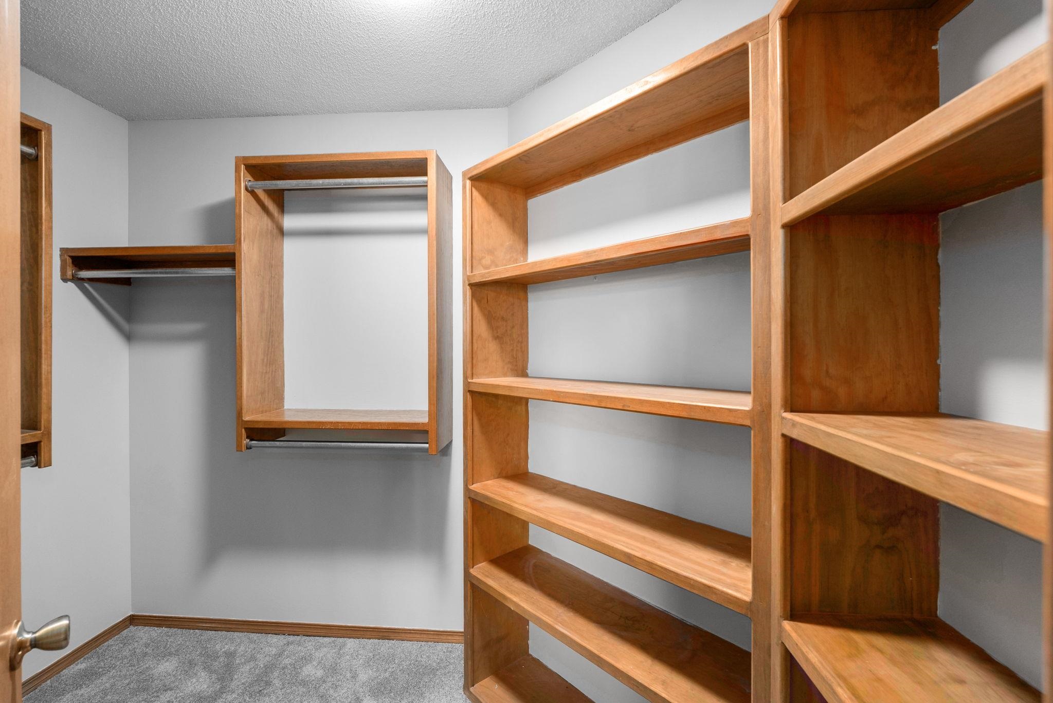 1361 N Lake Edge Circle Goddard KS 67052