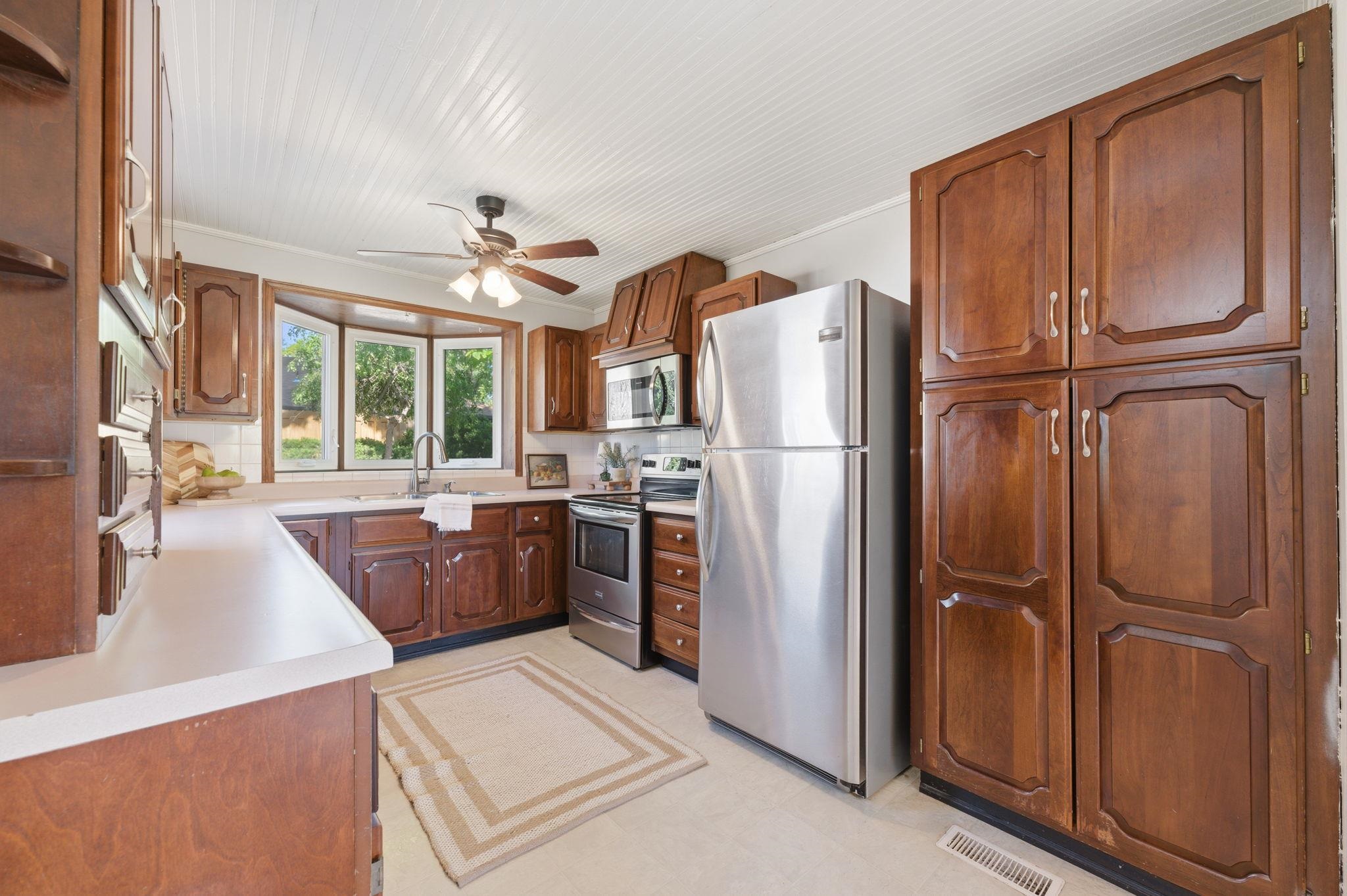 2098 N Westridge Court Wichita KS 67203