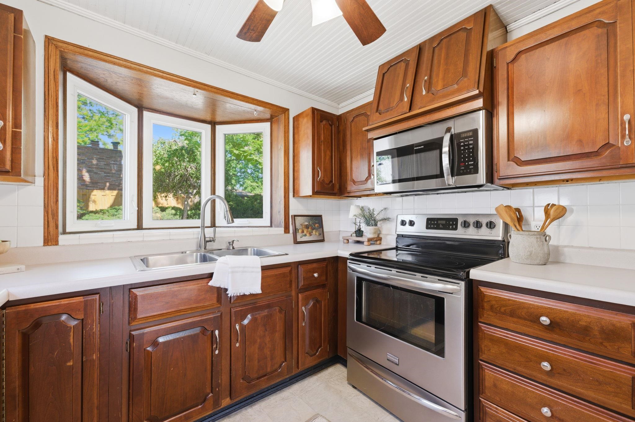 2098 N Westridge Court Wichita KS 67203