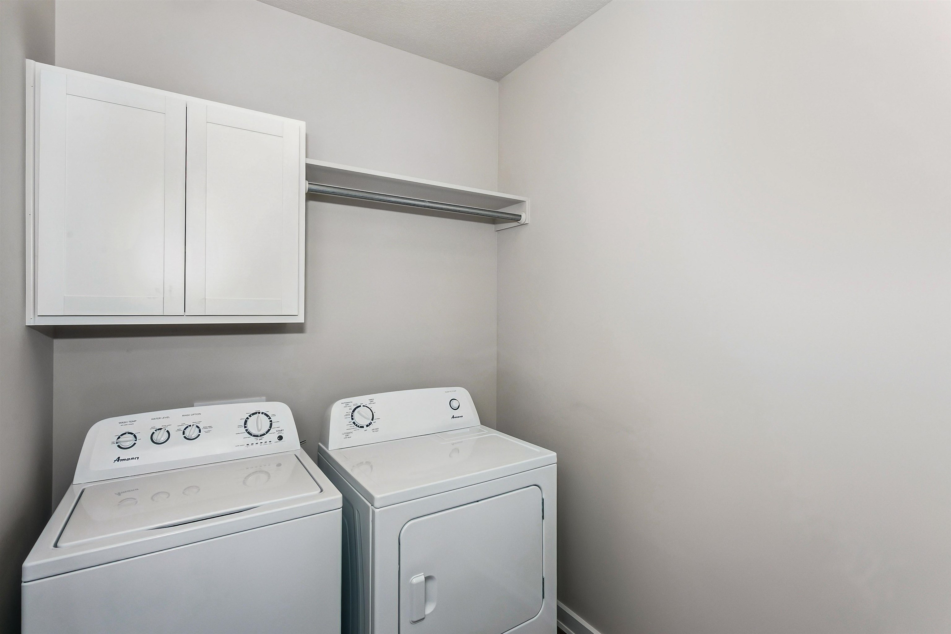 1558 N Emerald Valley Drive Mulvane KS 67110