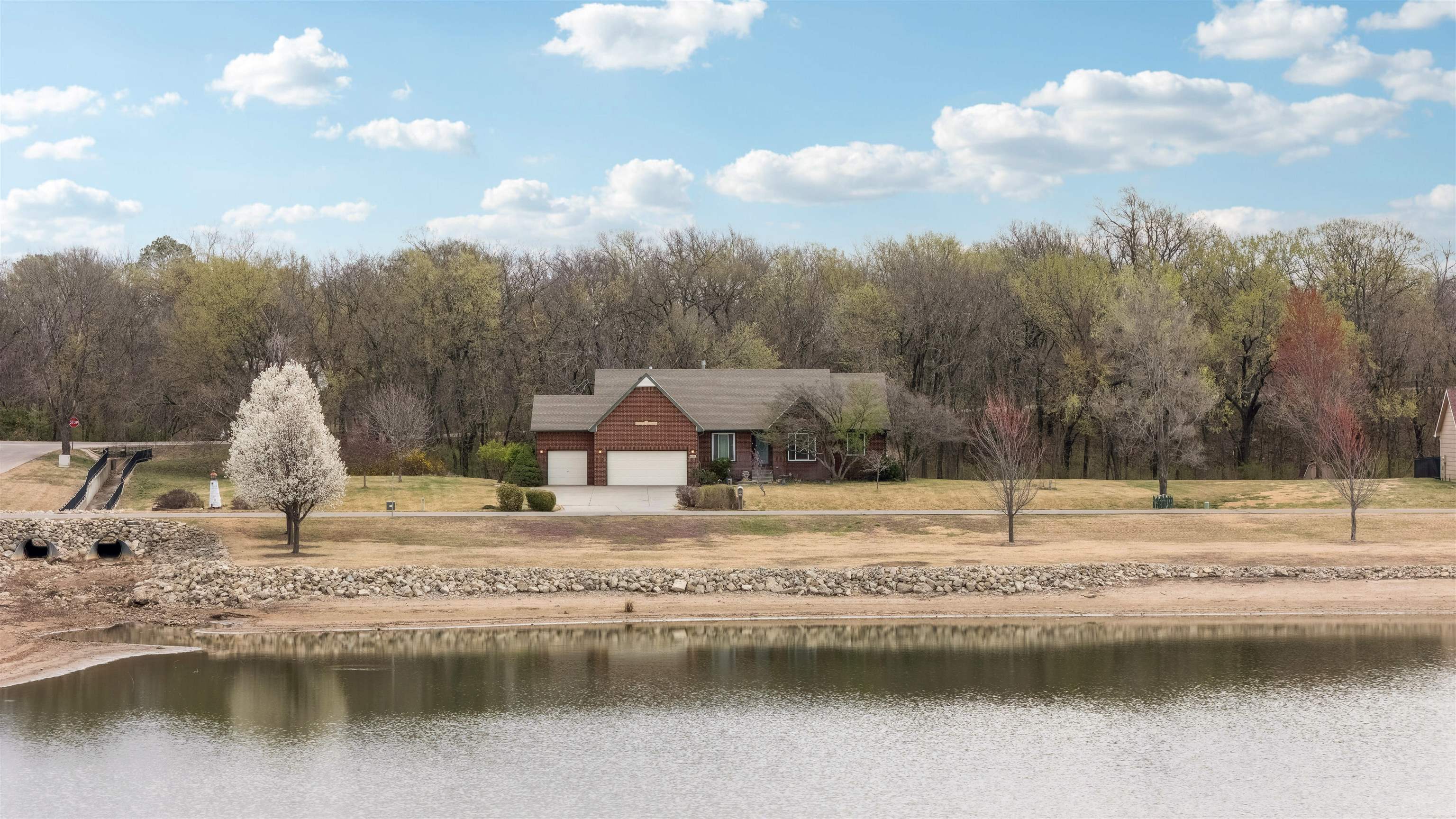 6830 S Huckleberry Drive Derby KS 67037