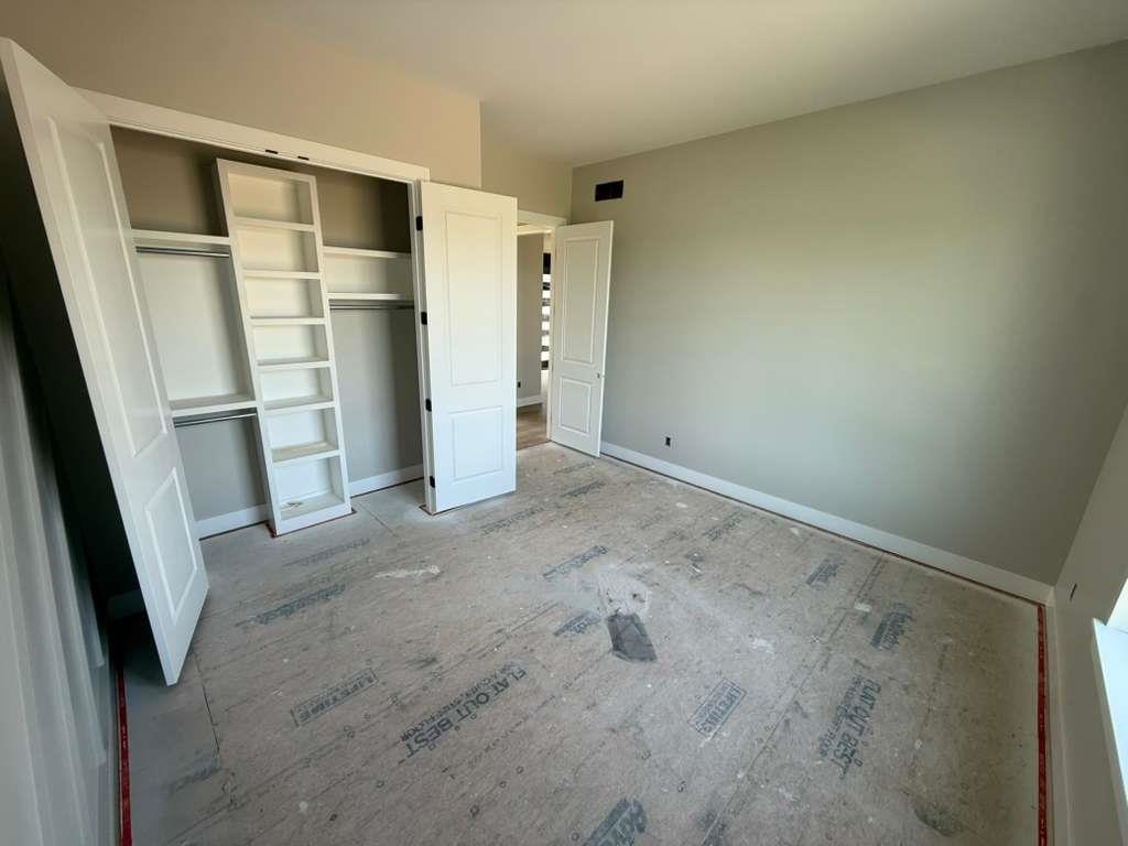 5046 N Remington Street Bel Aire KS 67226
