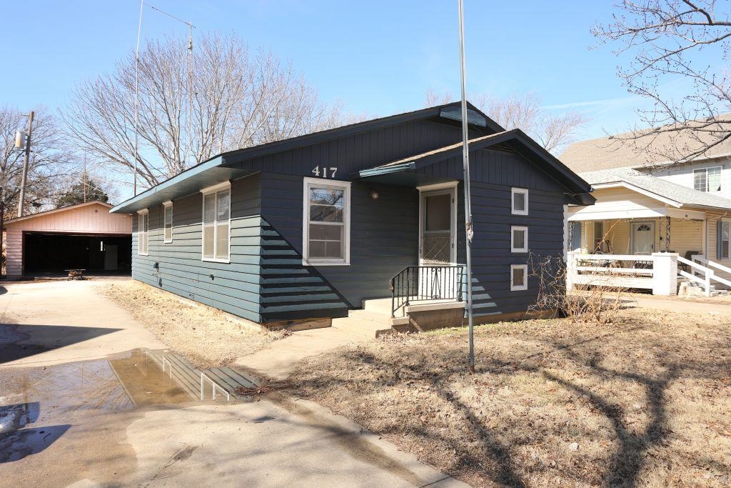 417 N Summit Street El Dorado KS 67042