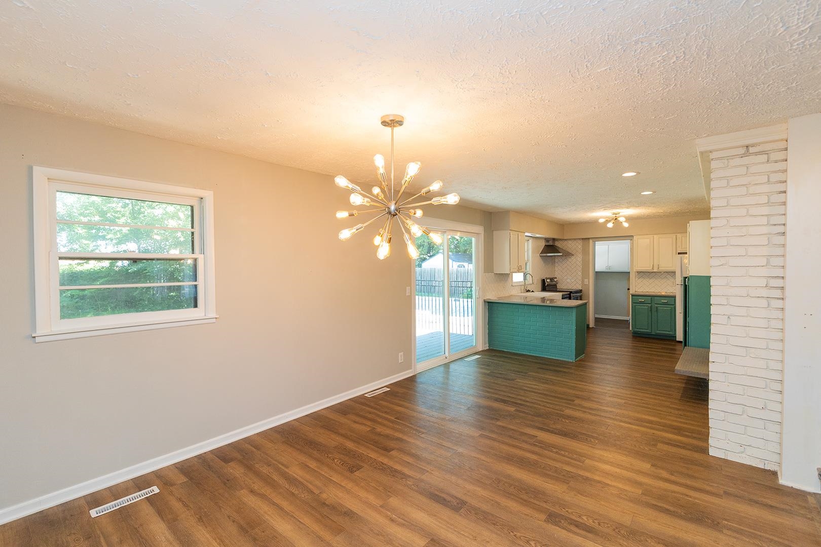 526 E Park Lane Derby KS 67037