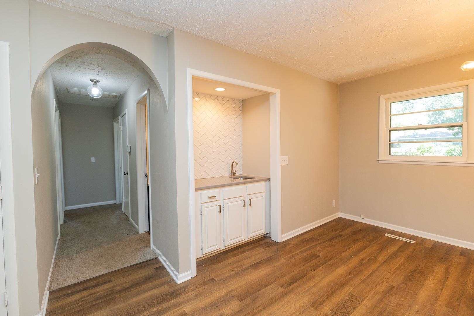 526 E Park Lane Derby KS 67037