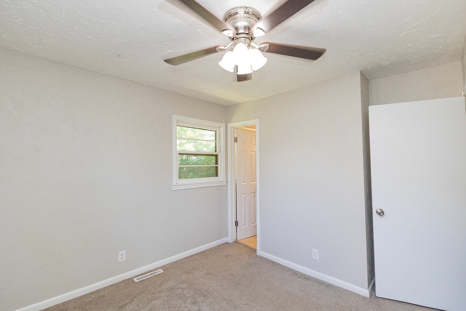 526 E Park Lane Derby KS 67037