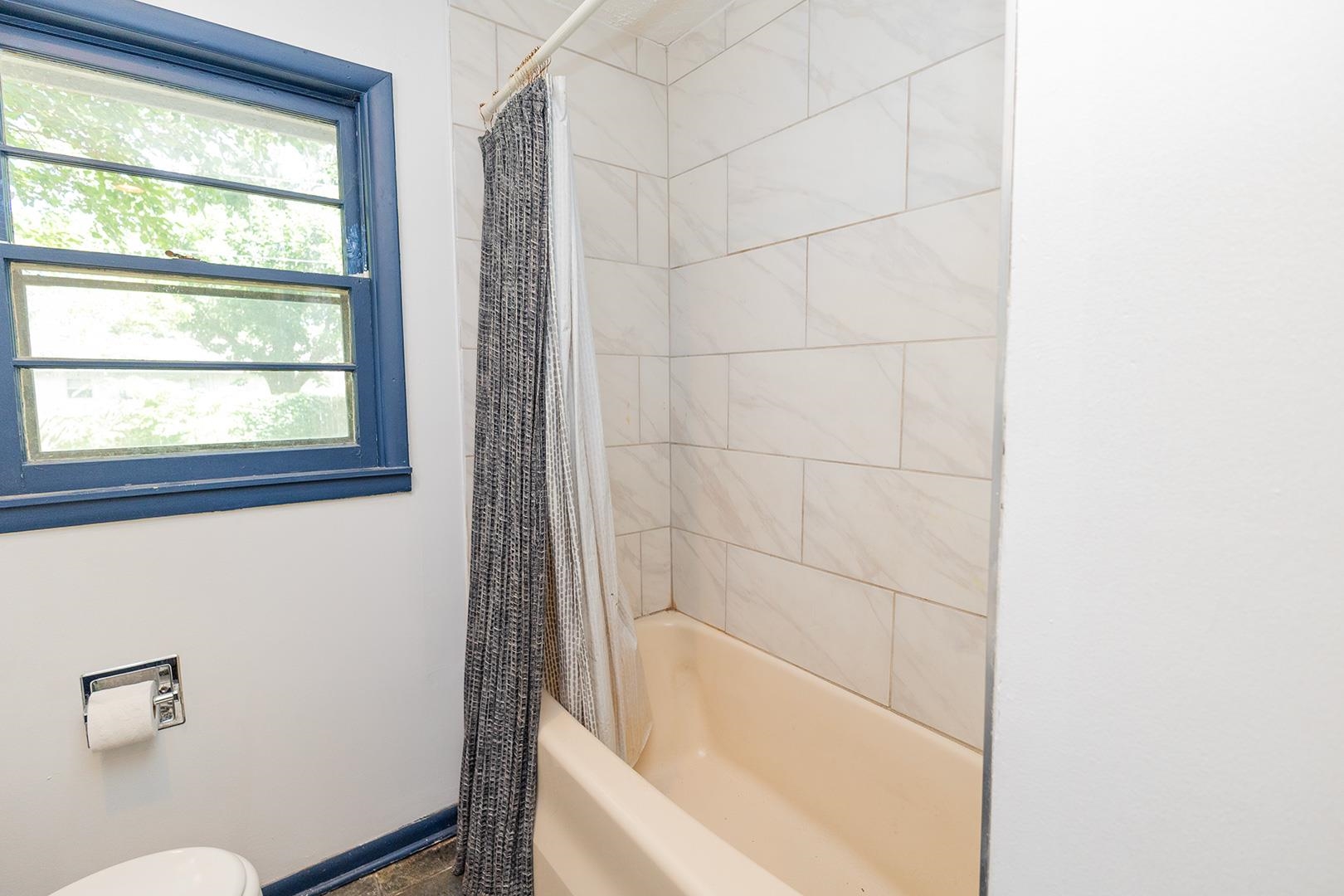 526 E Park Lane Derby KS 67037