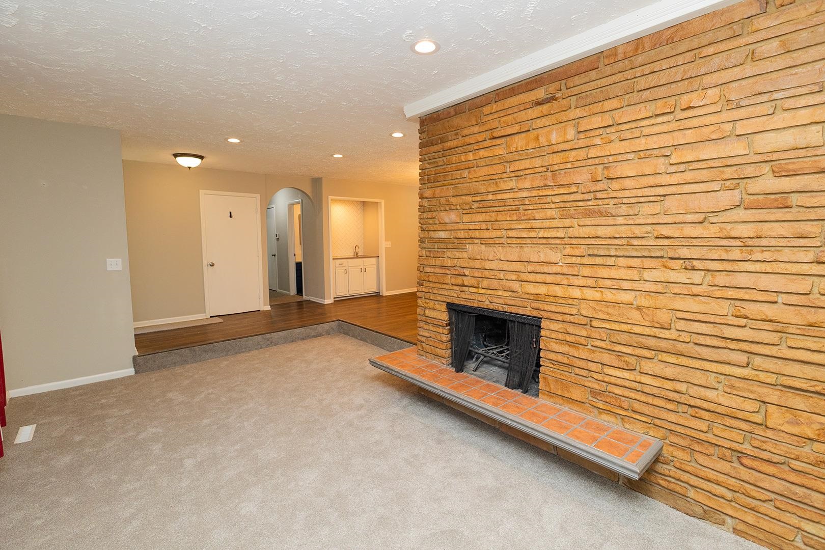 526 E Park Lane Derby KS 67037