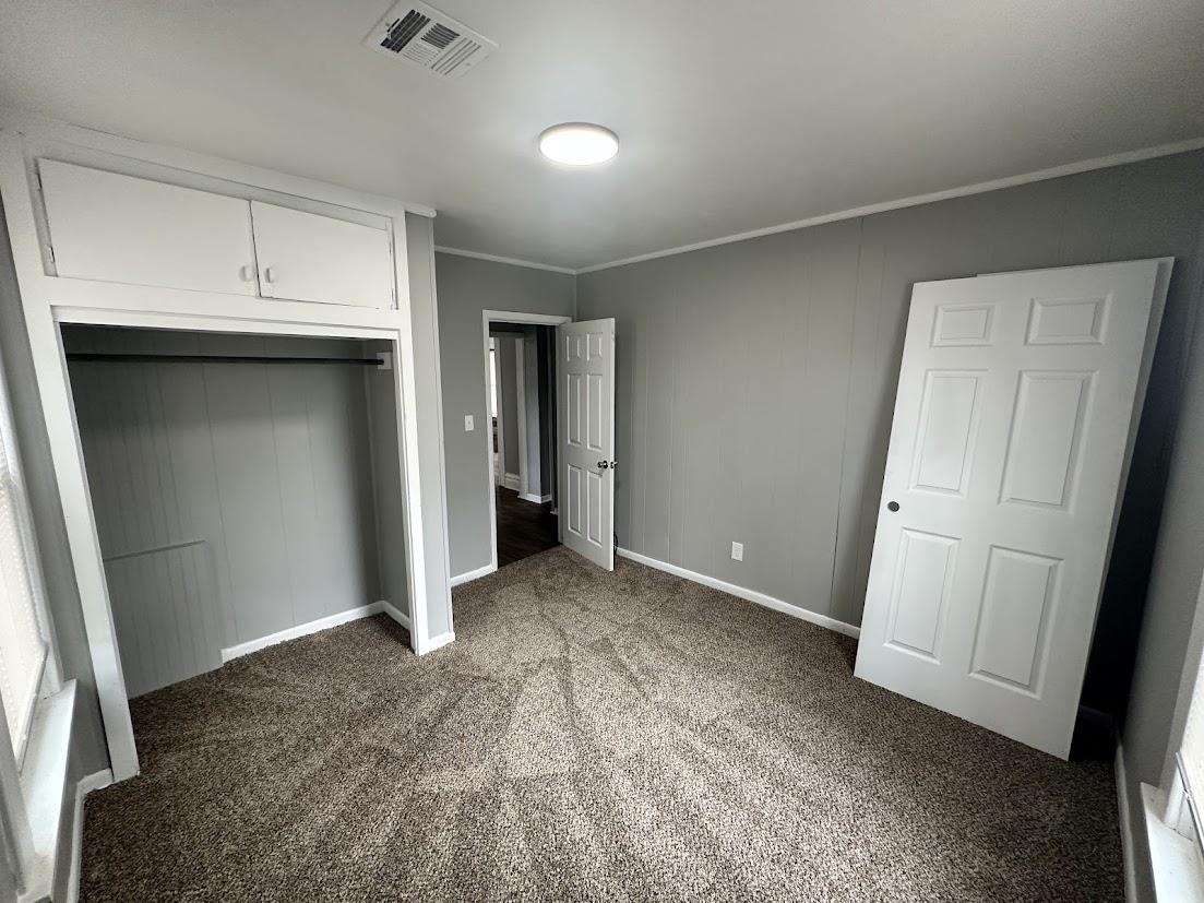 820 E Harvey Avenue Wellington KS 67152