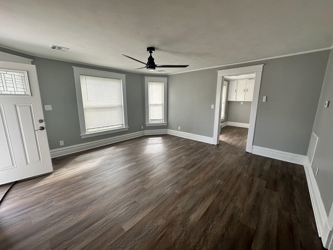 820 E Harvey Avenue Wellington KS 67152