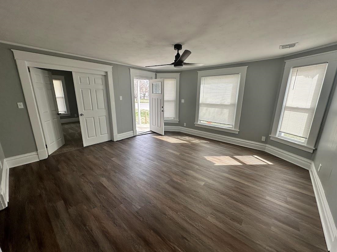 820 E Harvey Avenue Wellington KS 67152