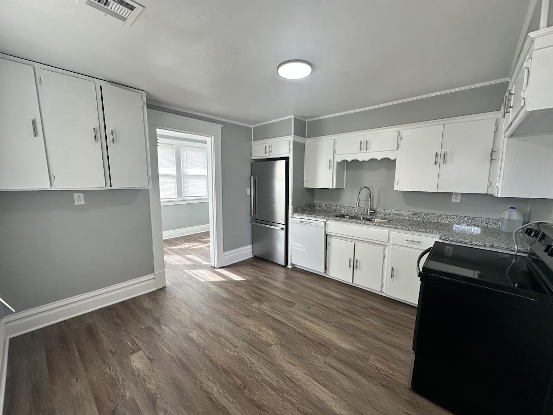 820 E Harvey Avenue Wellington KS 67152