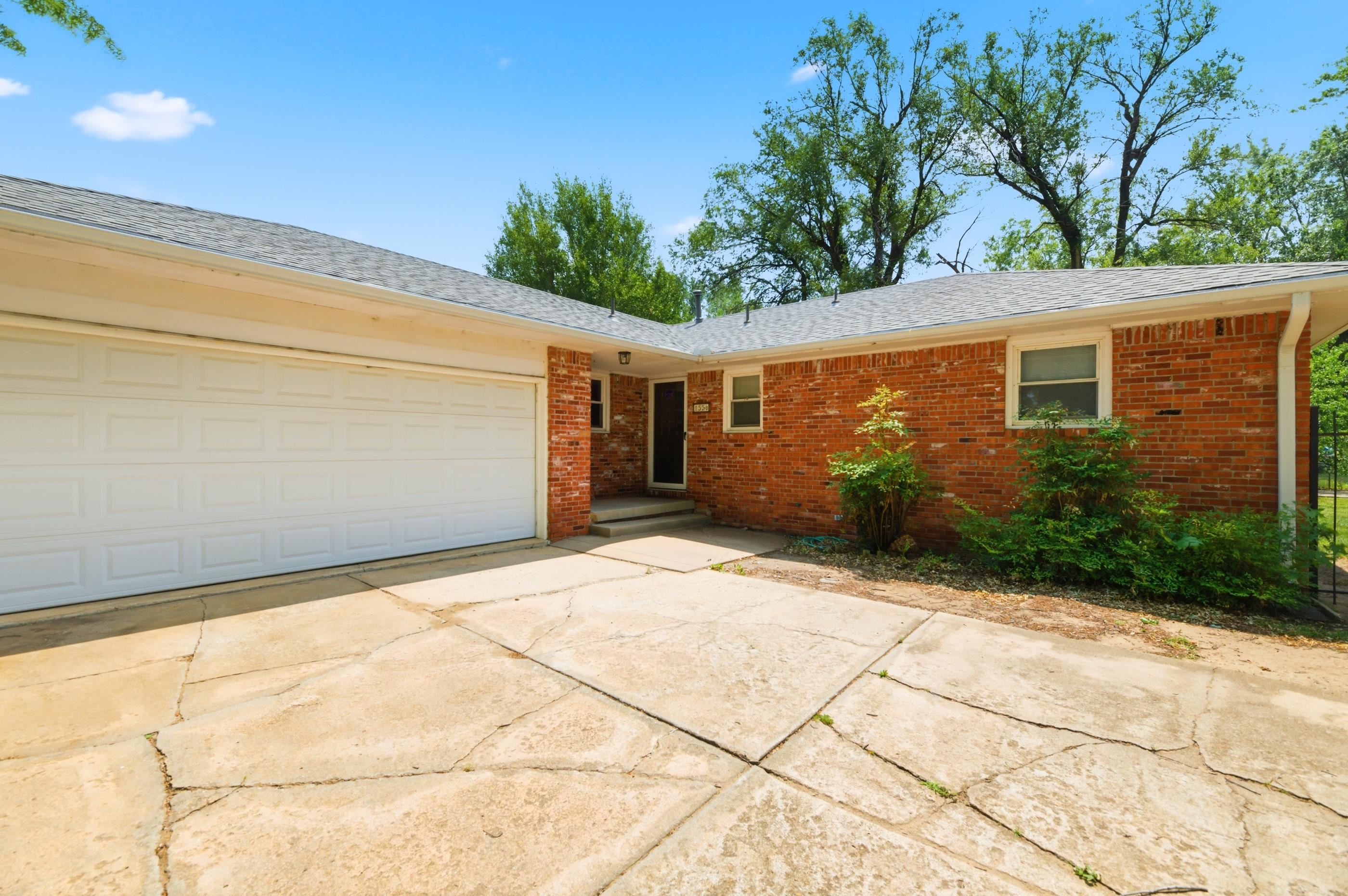 1556 N Timothy Lane Wichita KS 67212