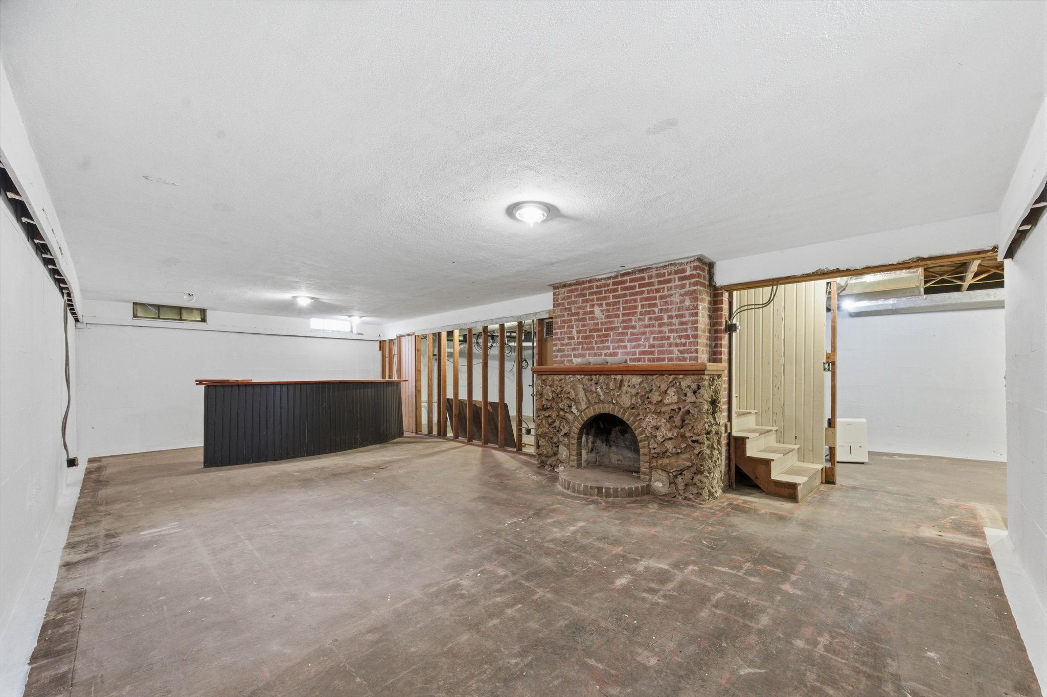 151 N Edgemoor Wichita KS 67208