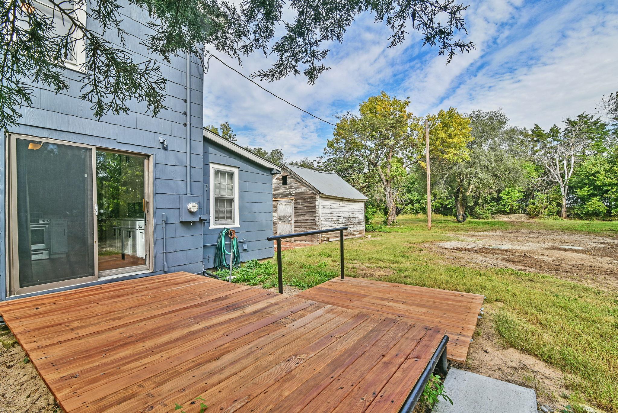 138 SW 100th Street Augusta KS 67010