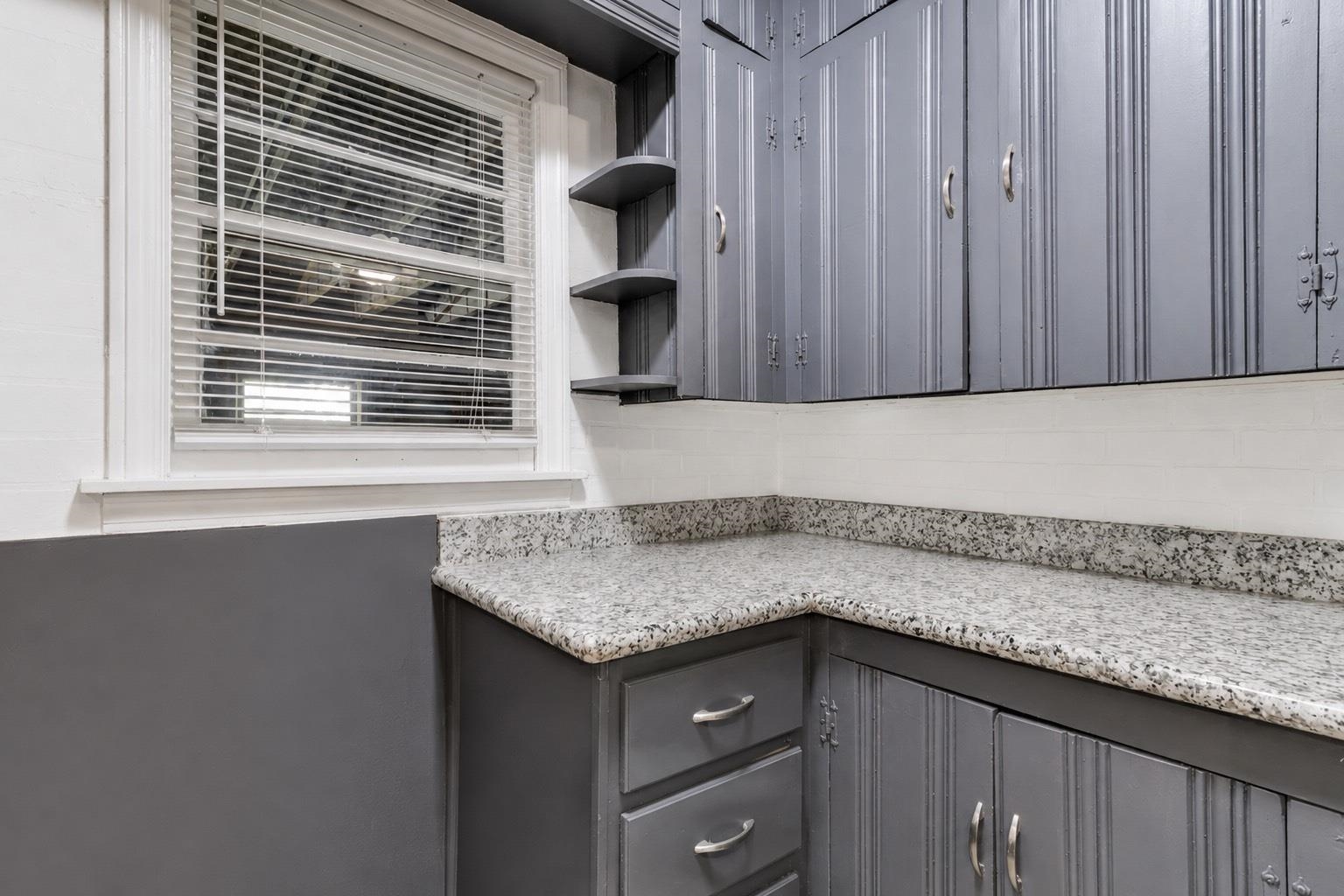1821 S Grove Wichita KS 67211