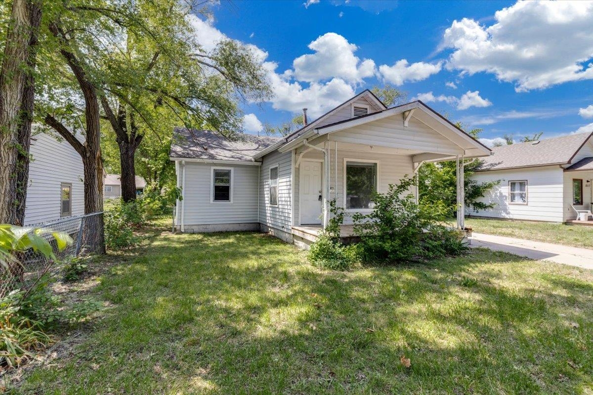1821 S Grove Wichita KS 67211