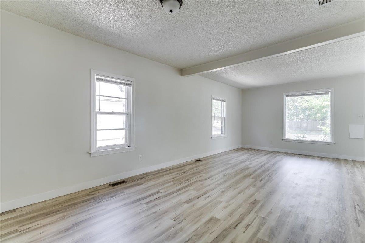 1821 S Grove Wichita KS 67211