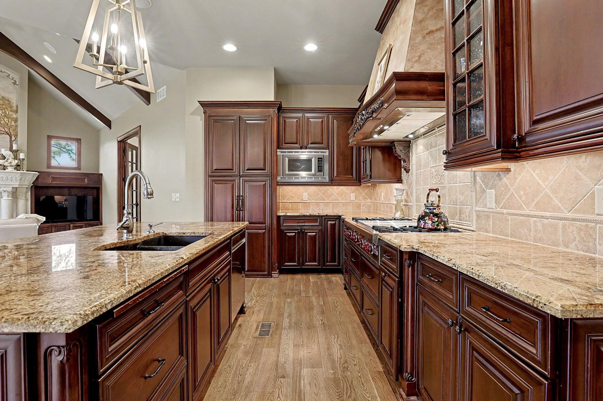 2525 N Loch Lomond Court Wichita KS 67228