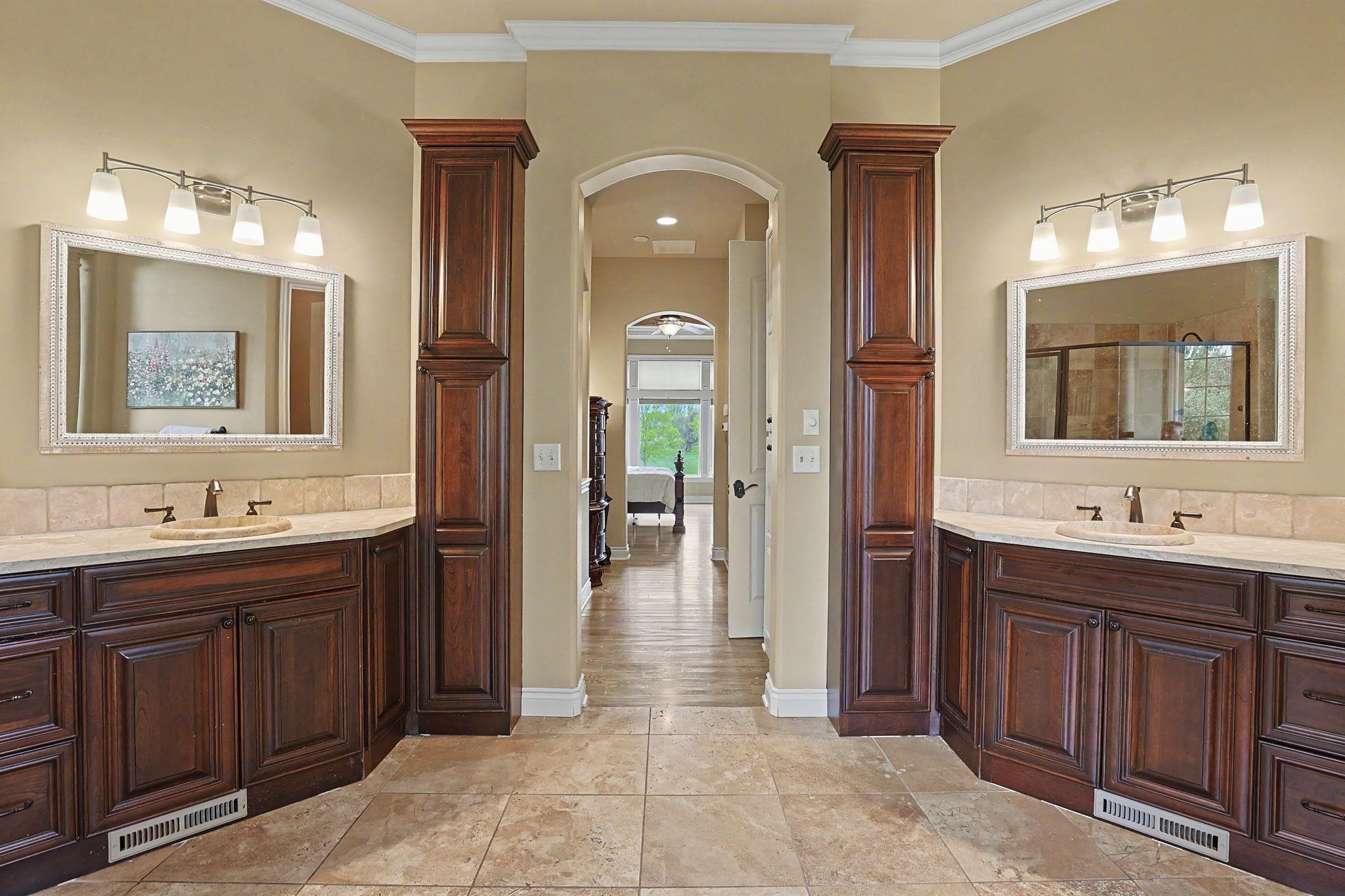 2525 N Loch Lomond Court Wichita KS 67228