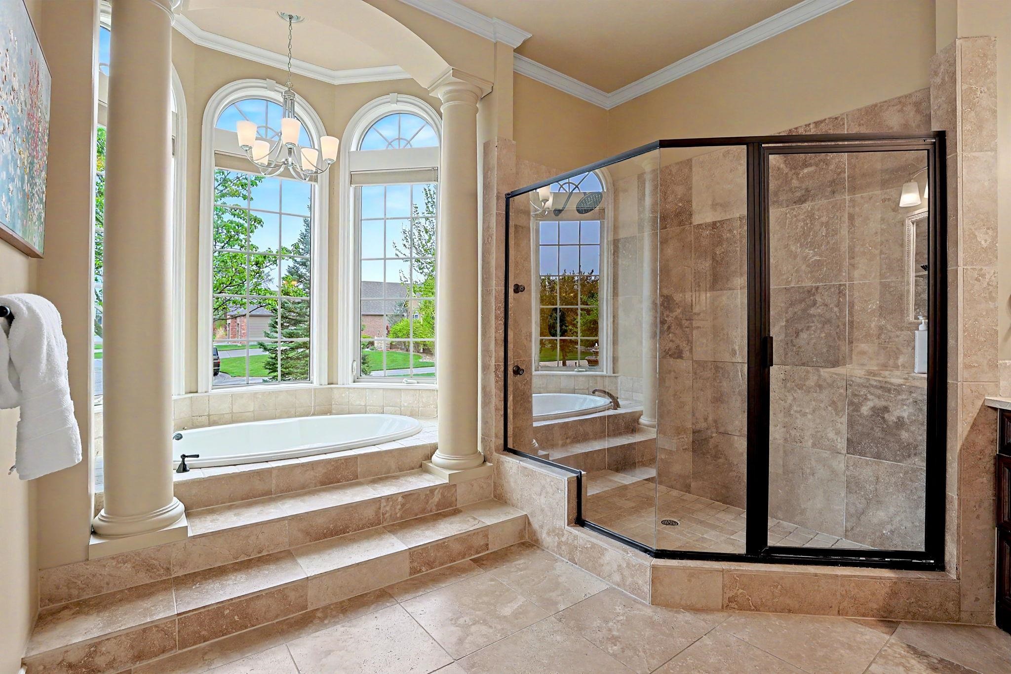 2525 N Loch Lomond Court Wichita KS 67228