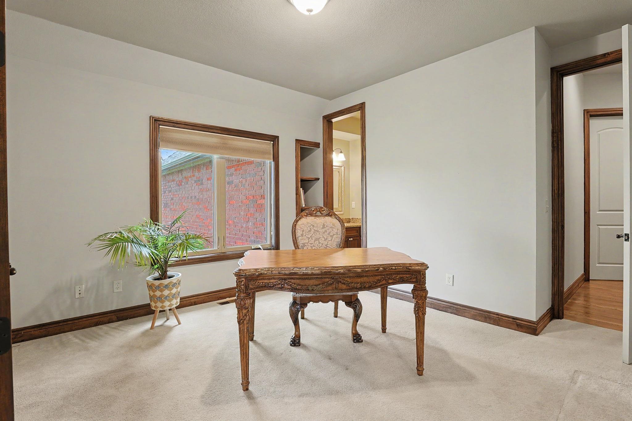 2525 N Loch Lomond Court Wichita KS 67228