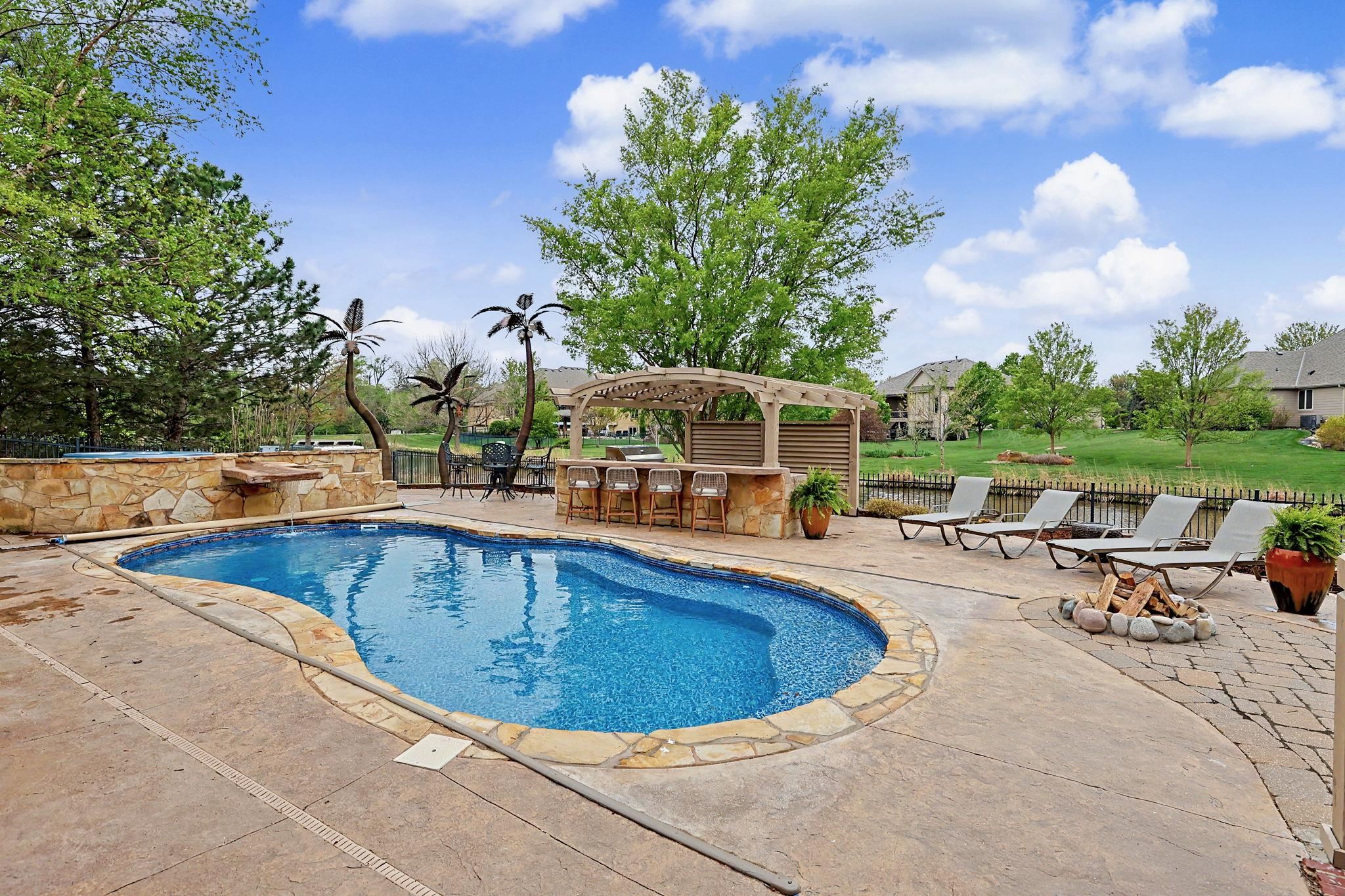 2525 N Loch Lomond Court Wichita KS 67228