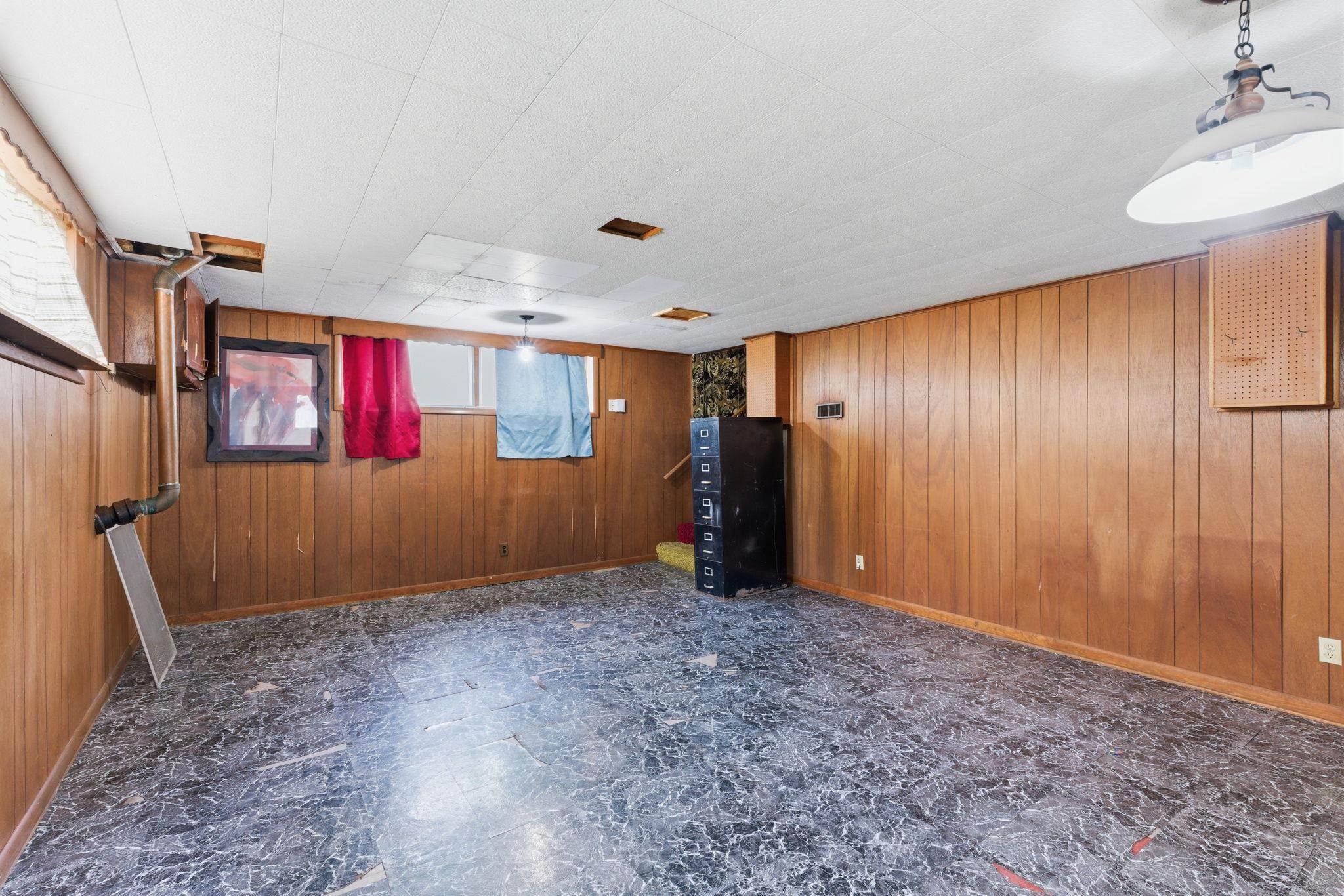 2327 N Market Street Wichita KS 67219