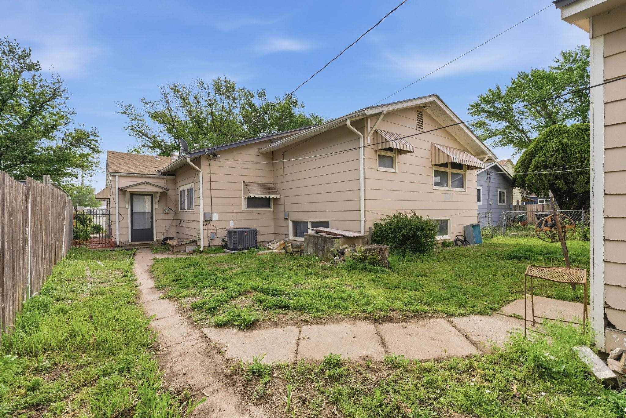 2327 N Market Street Wichita KS 67219