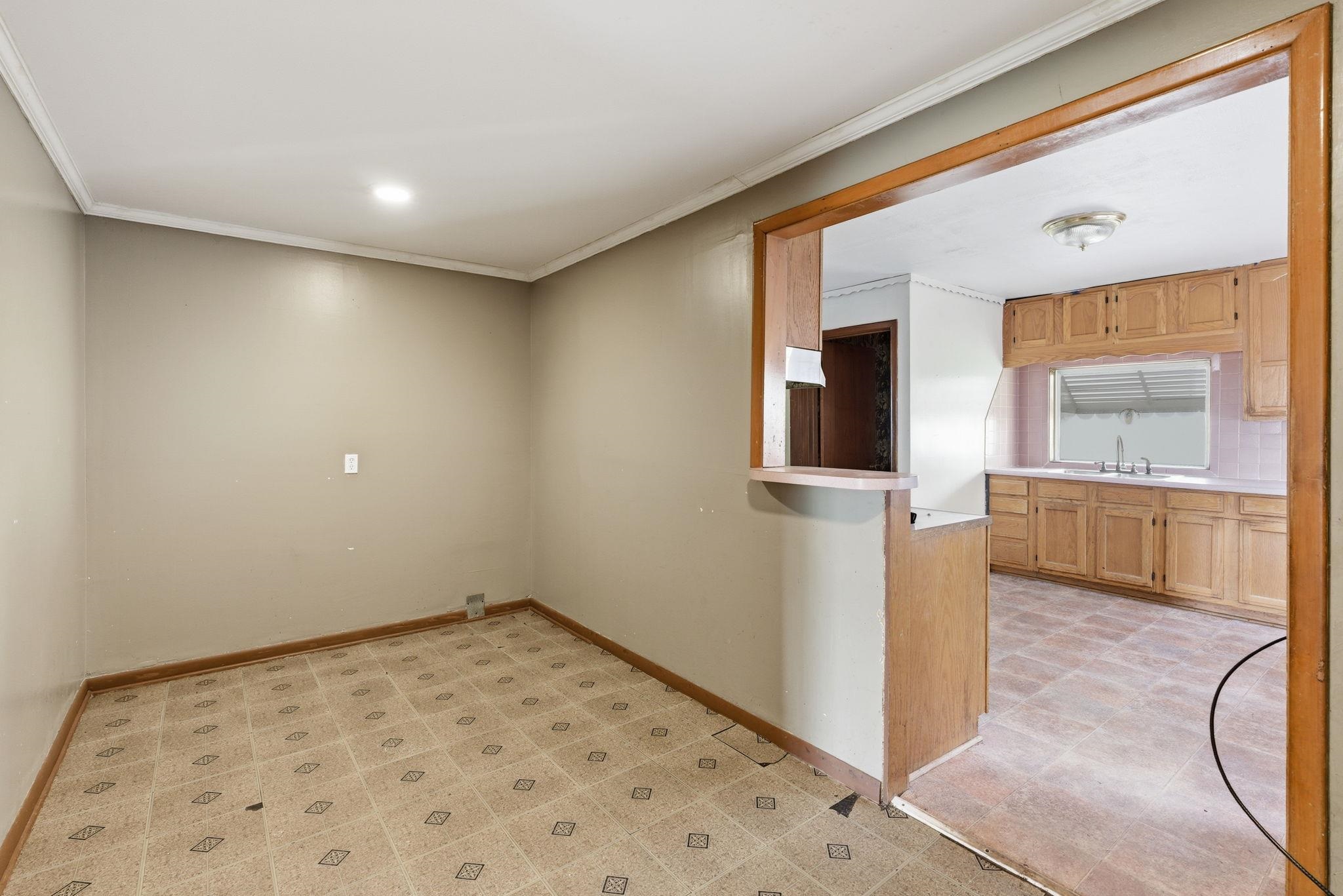 2327 N Market Street Wichita KS 67219