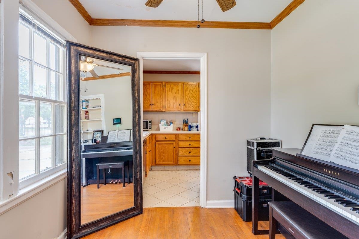 611 S Pershing Wichita KS 67218