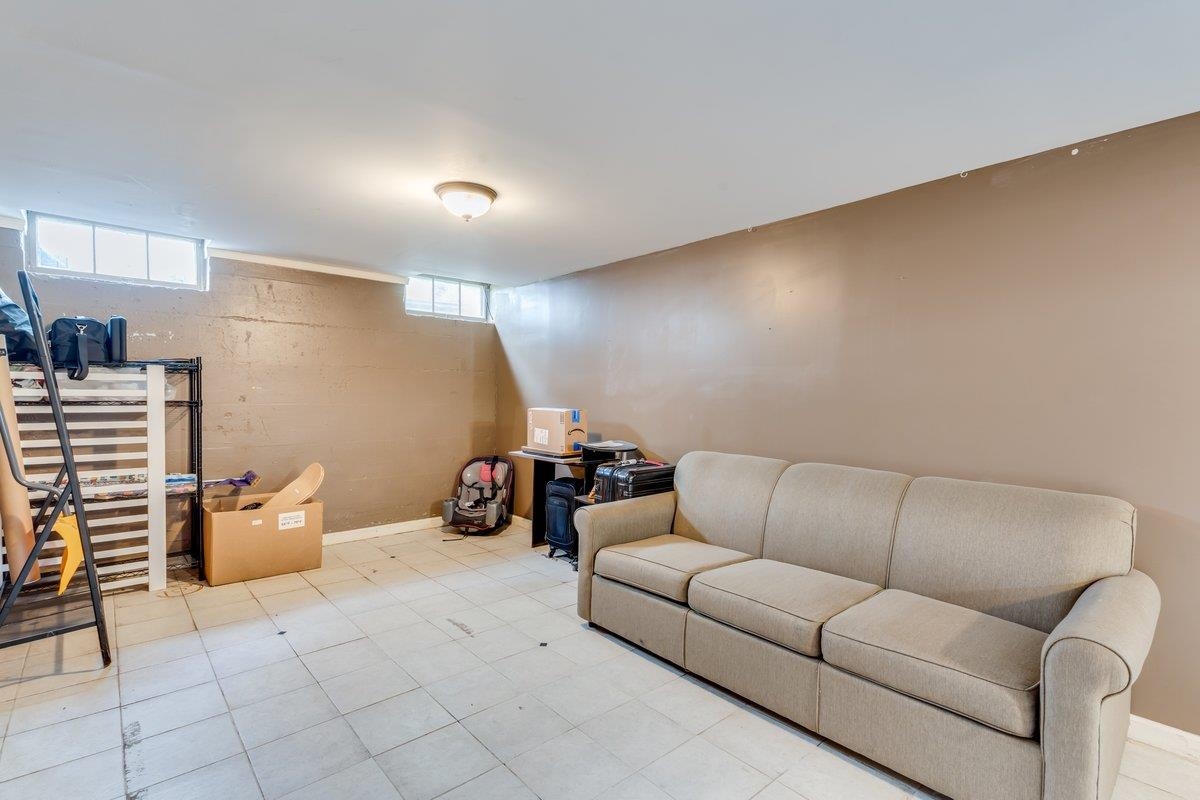 611 S Pershing Wichita KS 67218
