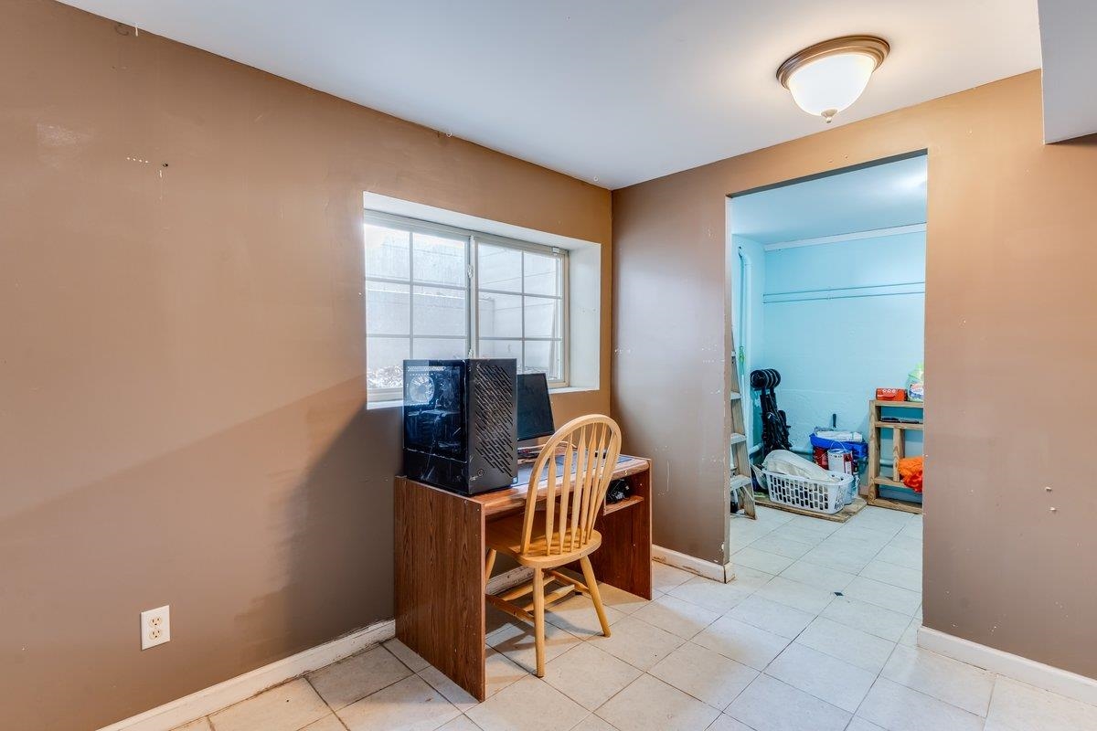611 S Pershing Wichita KS 67218