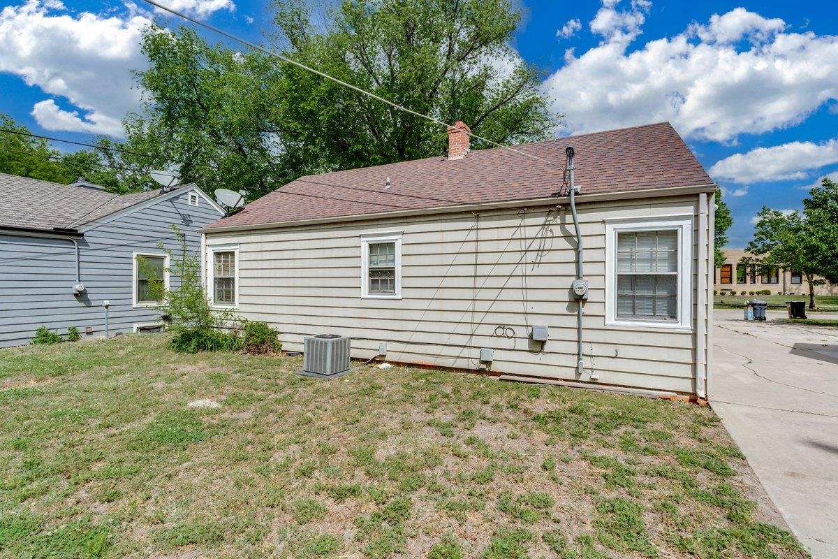 611 S Pershing Wichita KS 67218