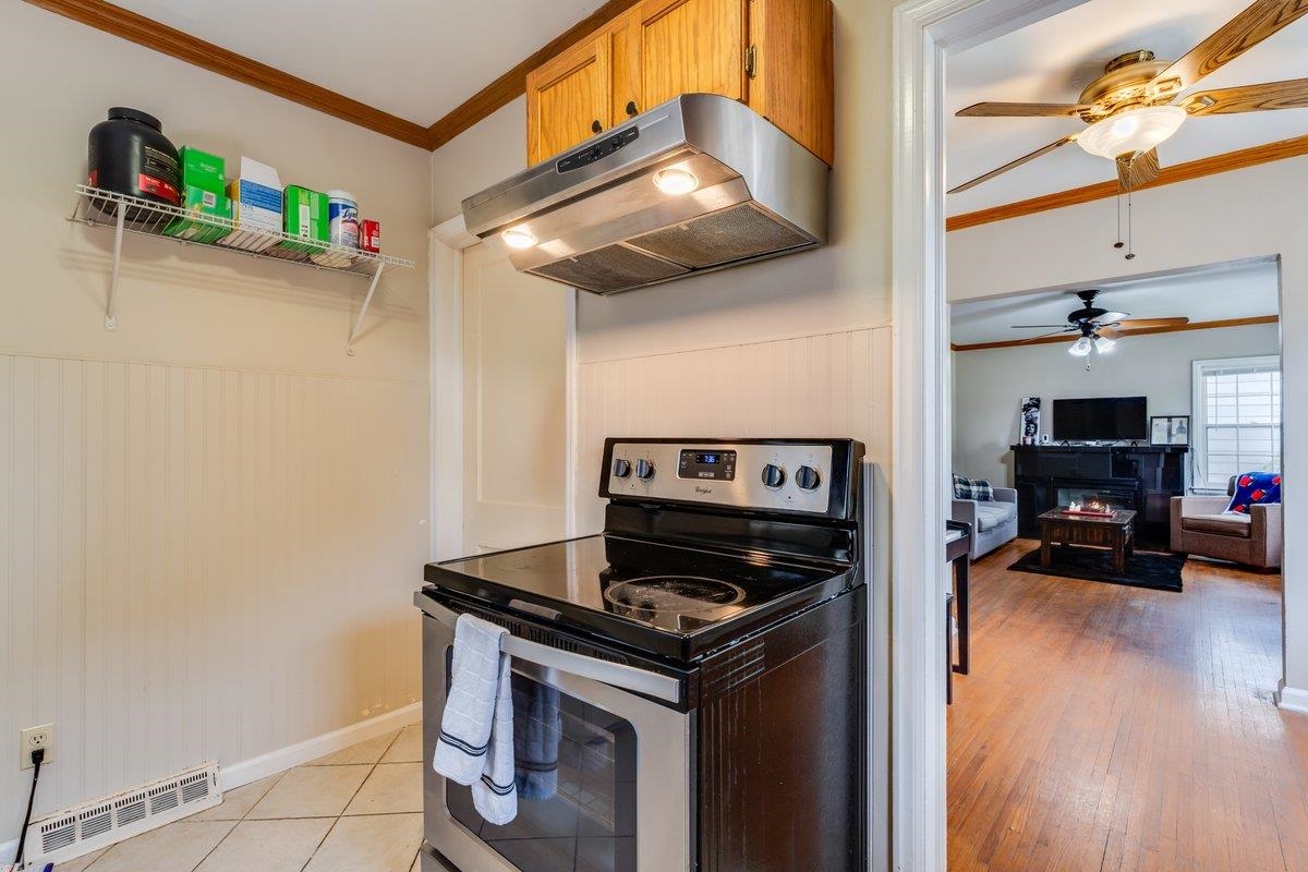 611 S Pershing Wichita KS 67218