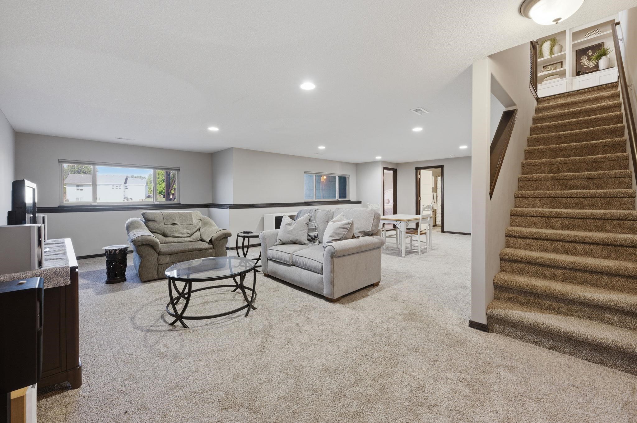 609 N Jaax Wichita KS 67235