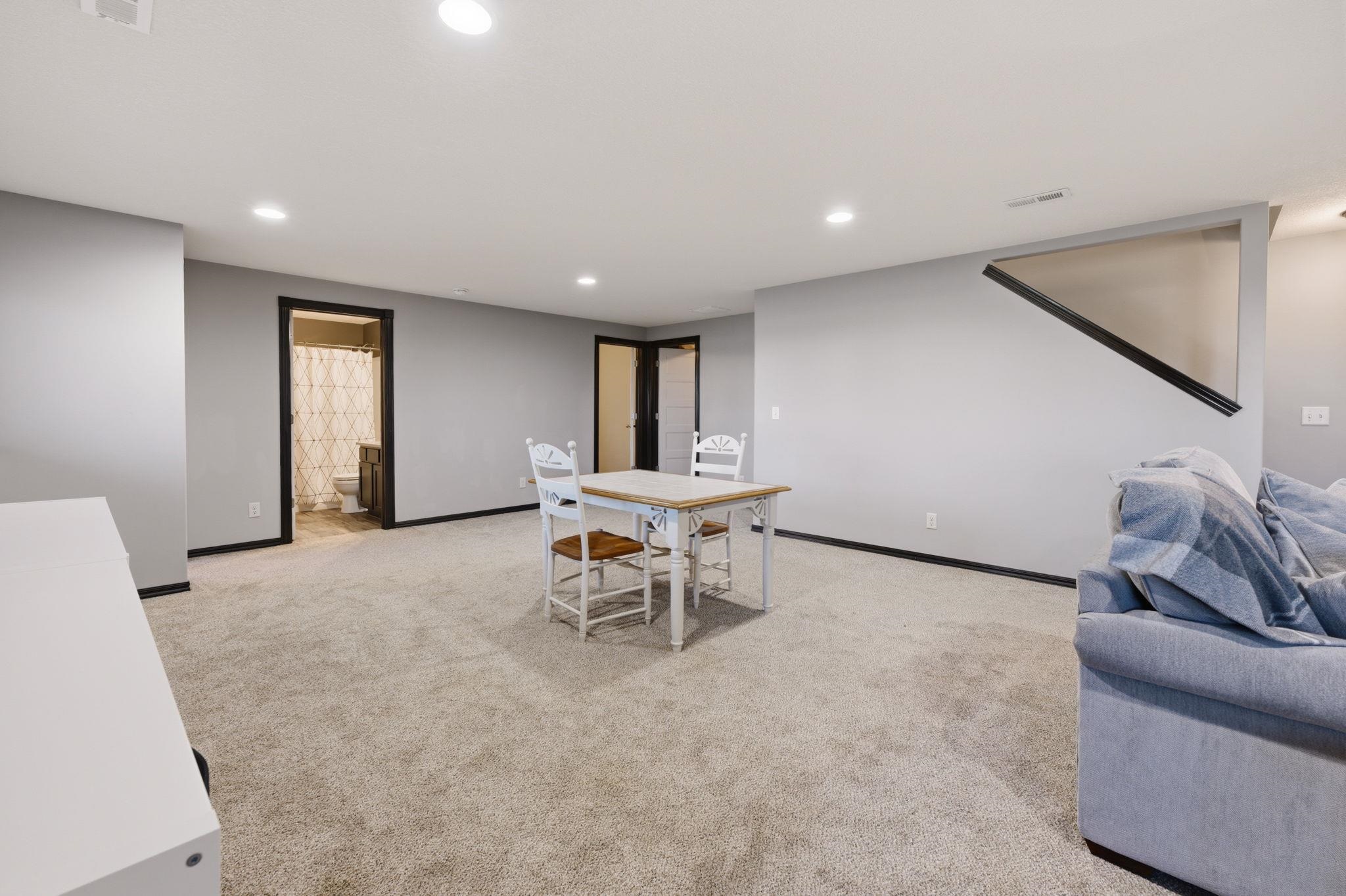 609 N Jaax Wichita KS 67235