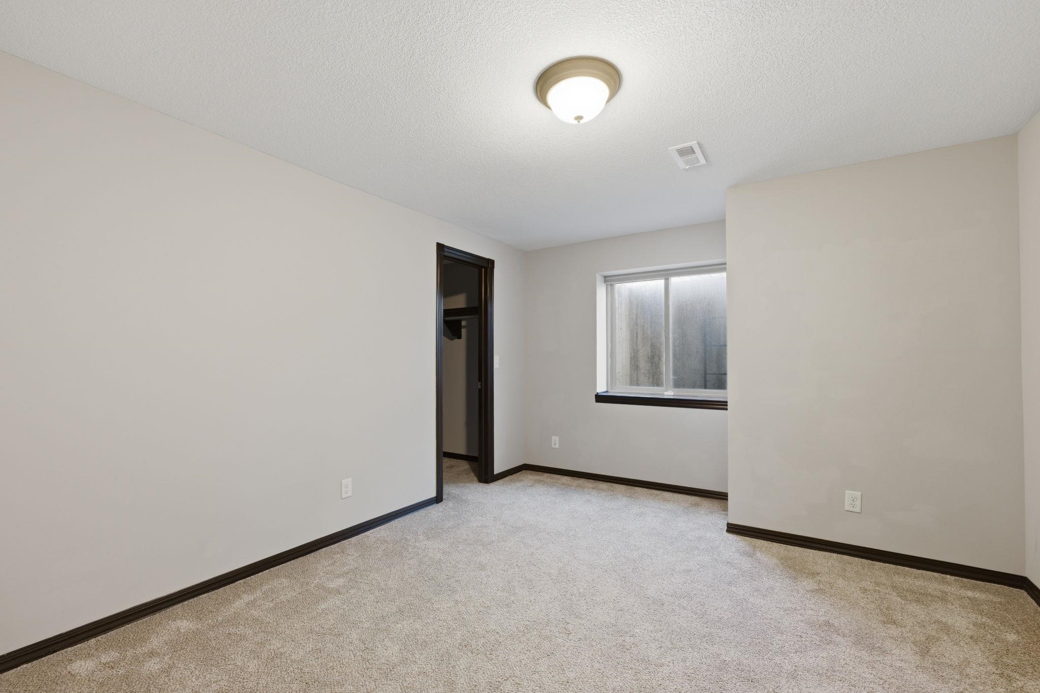 609 N Jaax Wichita KS 67235
