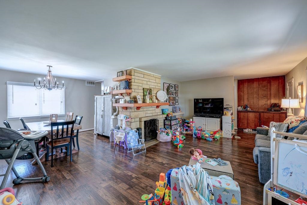 1421 E 12th Avenue Winfield KS 67156
