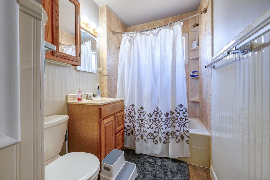 1421 E 12th Avenue Winfield KS 67156