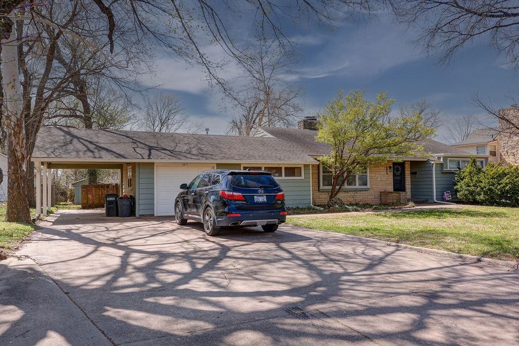 1421 E 12th Avenue Winfield KS 67156