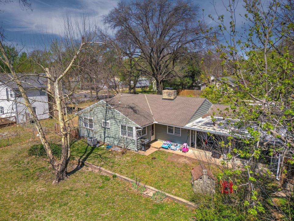 1421 E 12th Avenue Winfield KS 67156
