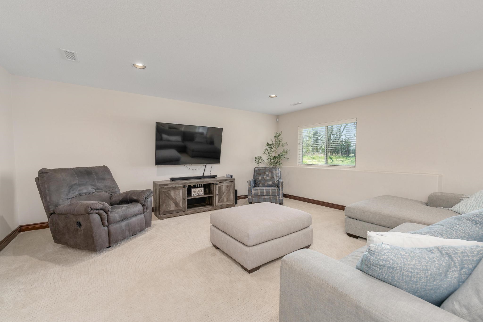 1513 N Shadow Rock Drive Andover KS 67002